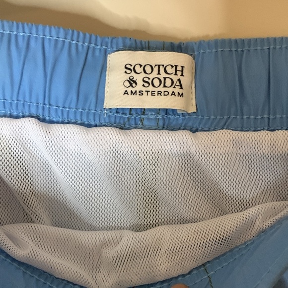 Size XXL Scotch & Soda men’s printed swim shorts board shorts - Picture 3 of 6